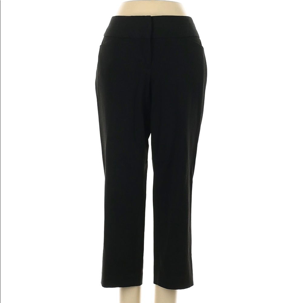 Express Women’s Black Capri Dress Pant Size 2